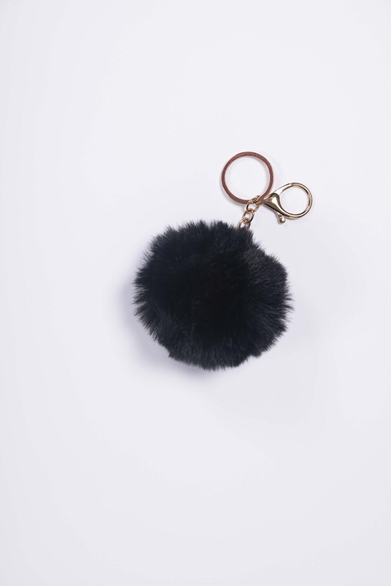 Fluffy Keyring Black